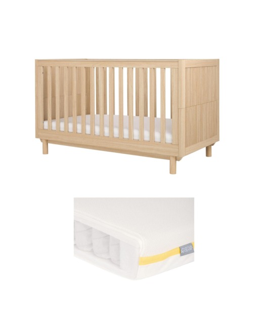 Oska Cotbed & Essential Airflow Pocket Spring Cotbed Mattress Bundle - Oak