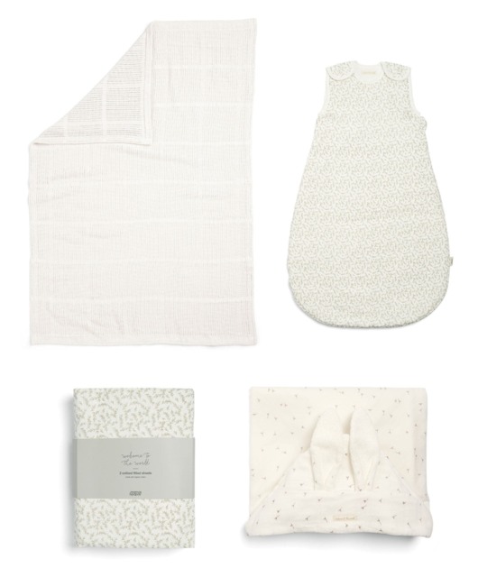 Nursery Bundle With Dreampod Sleep Bag & Hooded Towel (4 Piece) - Seedling