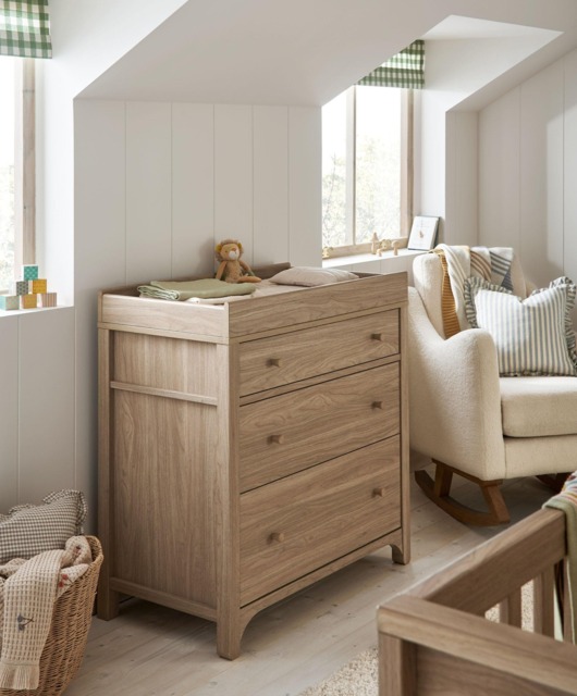 Barton Dresser Changer - Oak