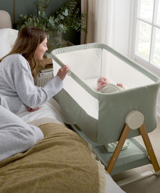 Lua Bedside Crib - Sage