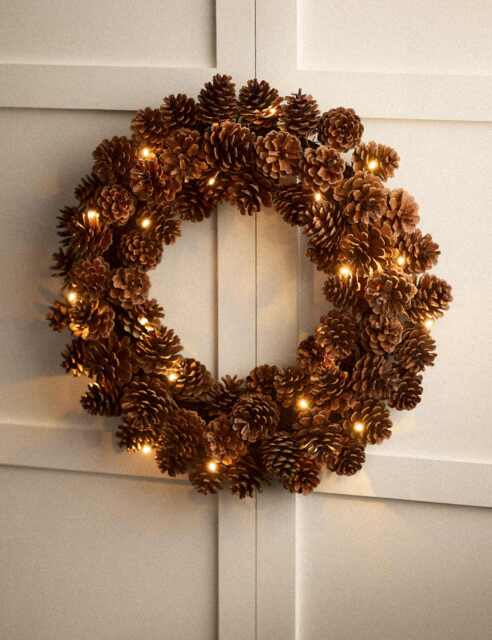 M&S Pre-Lit Pine Cone Wreath Brown Mix