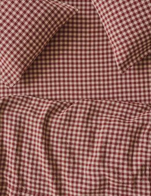 Piglet In Bed Linen Rich Gingham Fitted Sheet Red Mix