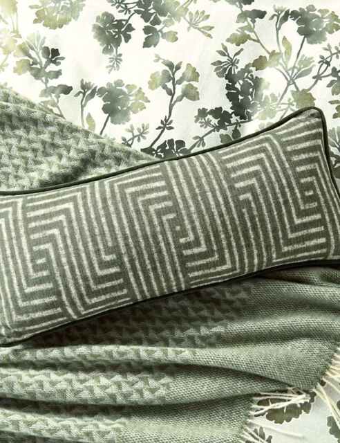 Bedeck of Belfast Pure Wool Yoko Geometric Throw Green