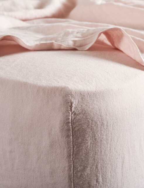 Bedfolk Pure Linen Washed Fitted Sheet Soft Pink