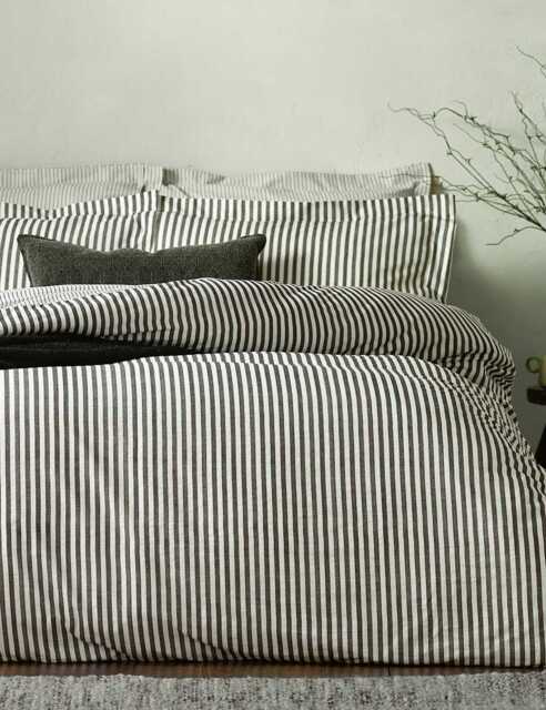 YARD Hebden Striped Cotton Reversible Bedding Set Black Mix