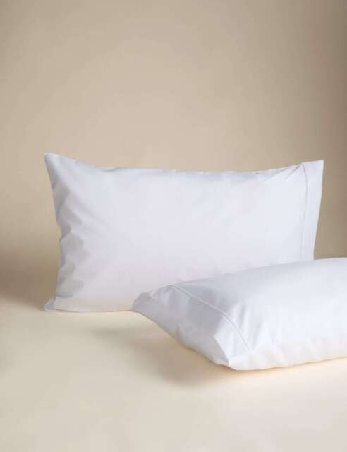 M&S 2 Pack Egyptian Cotton 230 Thread Count King Size Pillowcases Ice White