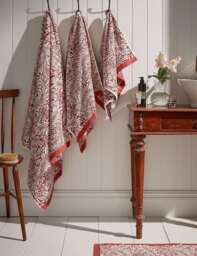 William Morris At Home Pure Cotton Larkspur Towel Pink Mix