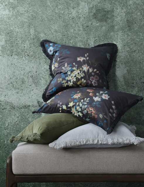 MM Linen Velvet Ciana Cushion Purple Mix