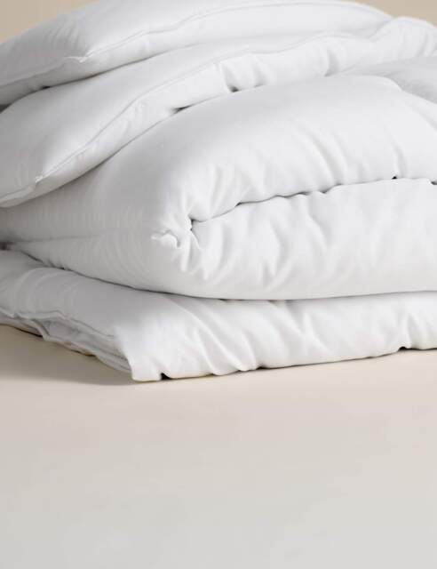 M&S Smart Wash & Dry Anti Allergy 13.5 Tog Duvet White