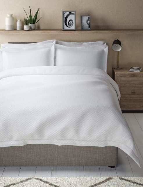 M&S Pure Cotton Iris Spotty Dobby Bedding Set White