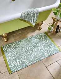 William Morris At Home Pure Cotton Michaelmas Daisy Towel Green Mix