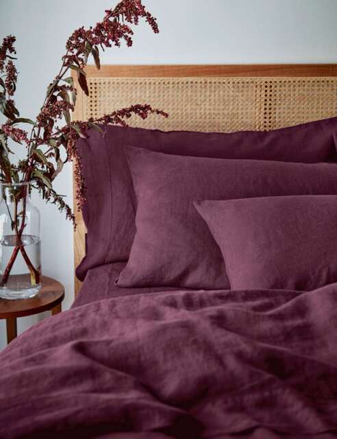 Piglet In Bed Pure Linen Pillowcase Set Purple