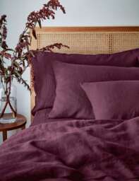 Piglet In Bed Pure Linen Pillowcase Set Purple