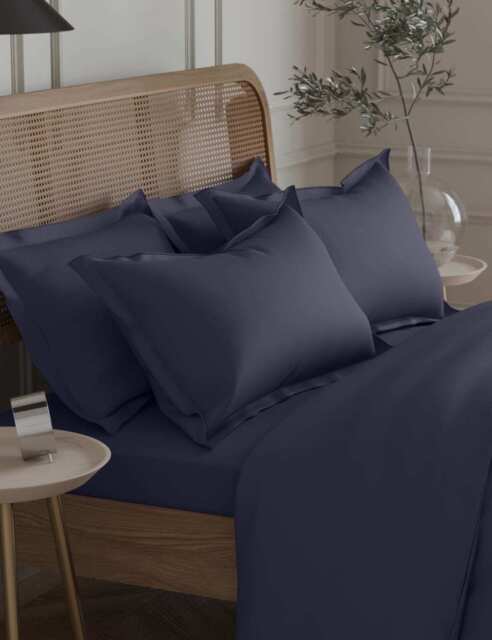 M&S 2 Pack Egyptian Cotton 230 Thread Count Crisp Oxford Pillowcases Midnight Navy