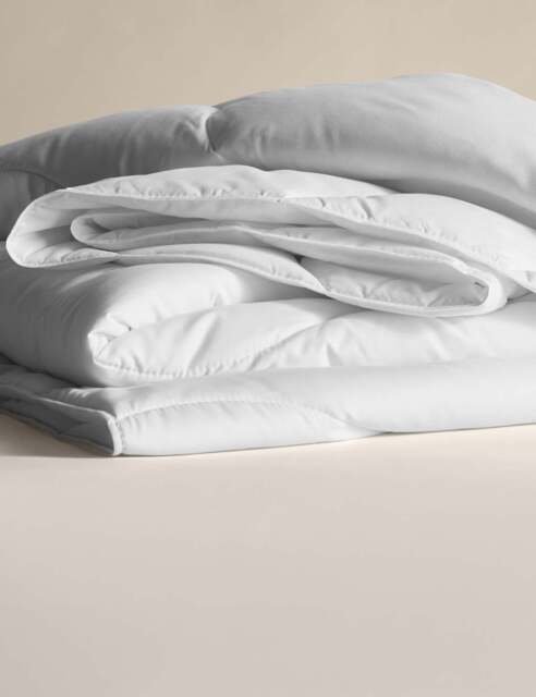 M&S Advanced Allergy Protection 7.5 Tog Duvet White