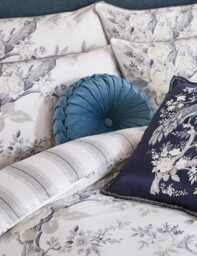 Laura Ashley 2 Pack Pure Cotton Sateen Belvedere Pillowcases White Mix