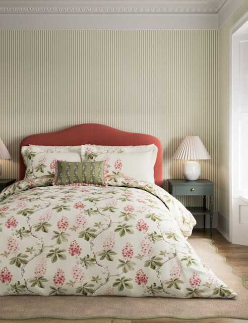 Sanderson Chestnut Tree Blossom Bedding Set Multi