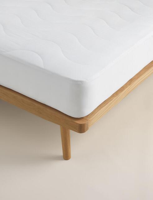 M&S Smart Wash & Dry Extra Deep Mattress Protector White