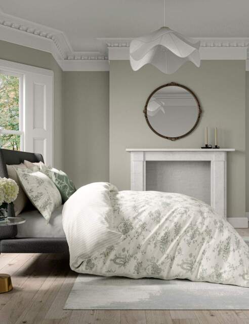 V&A Pure Cotton Garden of Love Bedding Set Green
