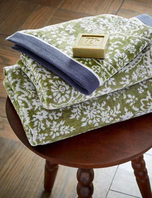 Bedeck of Belfast Pure Cotton Elara Paisley Towel Green Mix