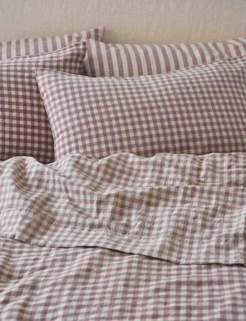Piglet In Bed Linen Rich Gingham Pillowcase Set Light Pink Mix