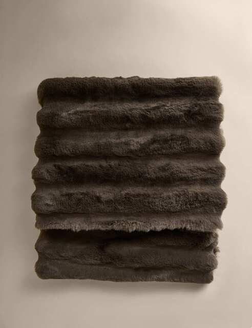 M&S Ribbed Chunky Throw Khaki