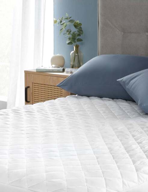 Silentnight 2 Pack Waterproof Mattress Protectors White