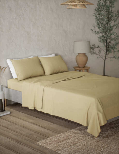 M&S Pure Linen Flat Sheet - 6FT - Soft Yellow, Soft Yellow