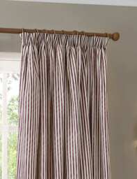 YARD Hebden Blackout Pencil Pleat Curtains Red Mix