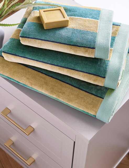 Bedeck of Belfast Pure Cotton Oscar Towel Teal Mix