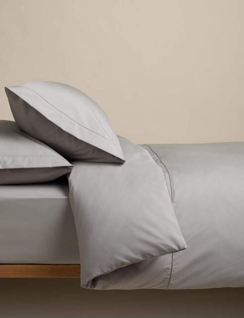 M&S Egyptian Cotton 230 Thread Count Crisp Bedding Set Marble
