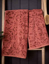 MORRIS & CO Cotton Rich St James Jacquard Towel Red Mix