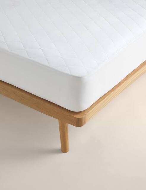 M&S Stay Cool Extra Deep Mattress Protector White