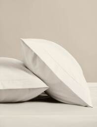 M&S 2 Pack Egyptian Cotton Pillowcases Cream