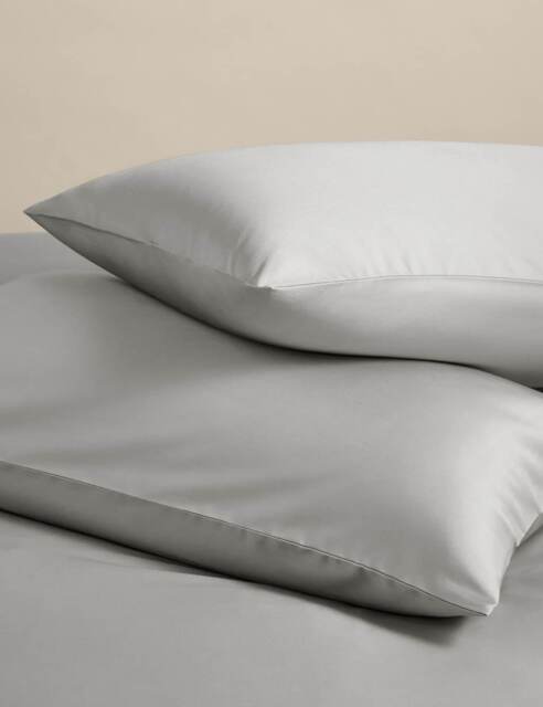 M&S 2 Pack Egyptian Cotton 400 Thread Count Silky Pillowcases Dove