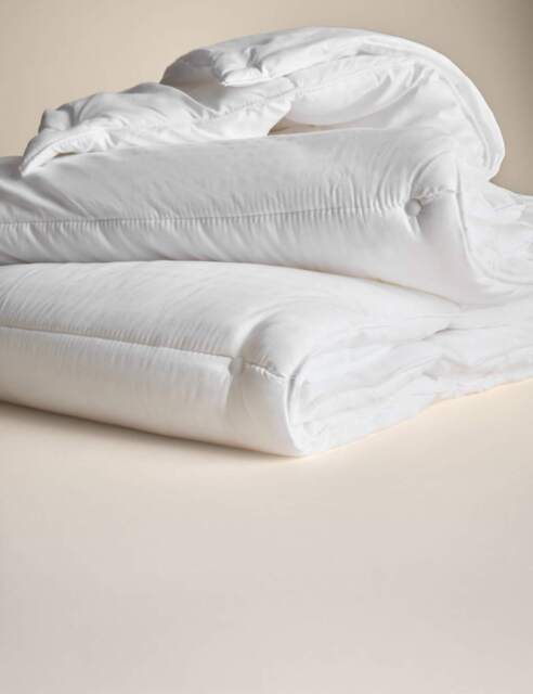 M&S Stay Cool 13.5 Tog All Seasons 3-in-1 Duvet White
