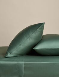 M&S 2 Pack Egyptian Cotton 400 Thread Count Silky Pillowcases Smokey Green