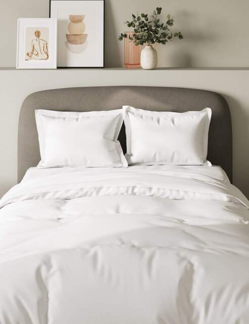 M&S 2 Pack 300 Thread Count Oxford Pillowcases White