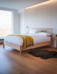 Gallery Direct Wycombe 5' Spindle Bed Brown