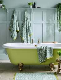 William Morris At Home Michaelmas Daisy Pure Cotton Towel Green Mix