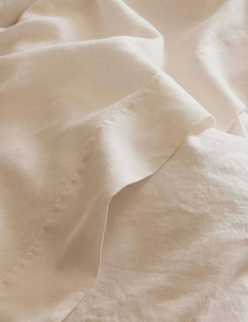 Piglet In Bed Pure Linen Flat Sheet Pearl