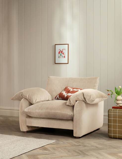 BARKER AND STONEHOUSE Orson Chenille Snuggle Chair Neutral