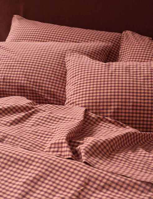 Piglet In Bed 2 Pack Pure Cotton Gingham Pillowcases Purple Mix
