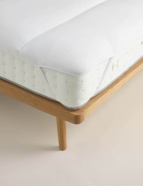 M&S Warm & Toasty Mattress Topper White
