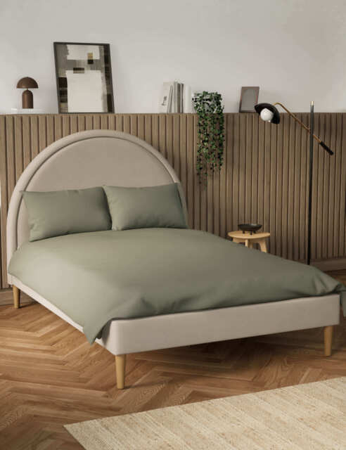 M&S Semi Circle Bed - 5FT - Mink, Mink