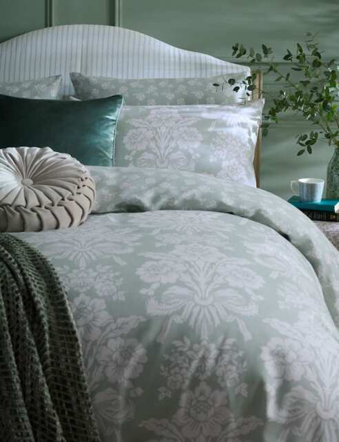 Laura Ashley 2 Pack Pure Cotton Sateen Tatton Pillowcases Light Green