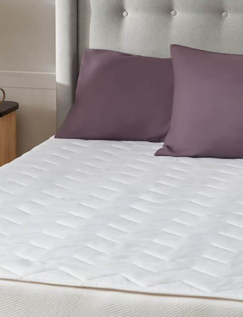 Silentnight 2 Pack Deep Sleep Mattress Protectors White