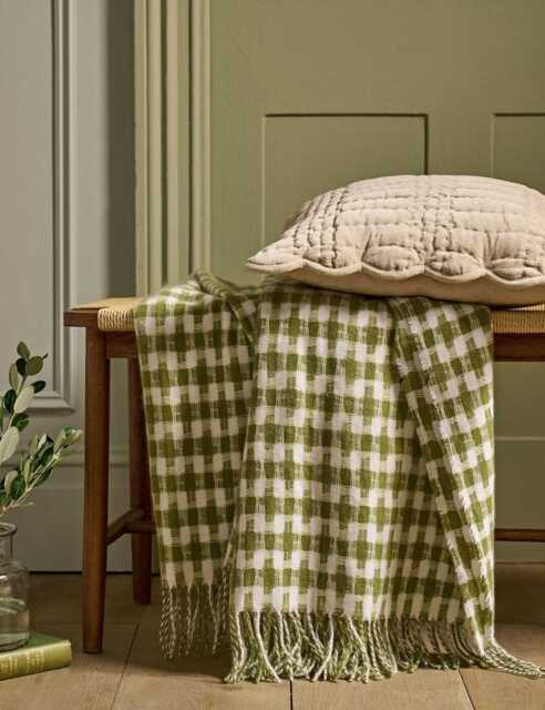 Laura Ashley Knapton Gingham Throw Green Mix