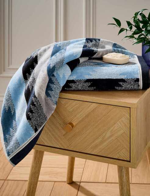 Bedeck of Belfast Pure Cotton Kayah/Liyana Towel Indigo Mix