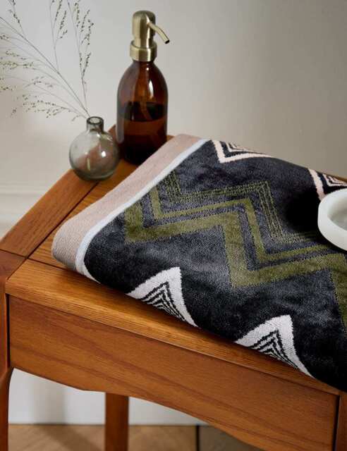 Bedeck of Belfast Pure Cotton Claudia Towel Charcoal Mix